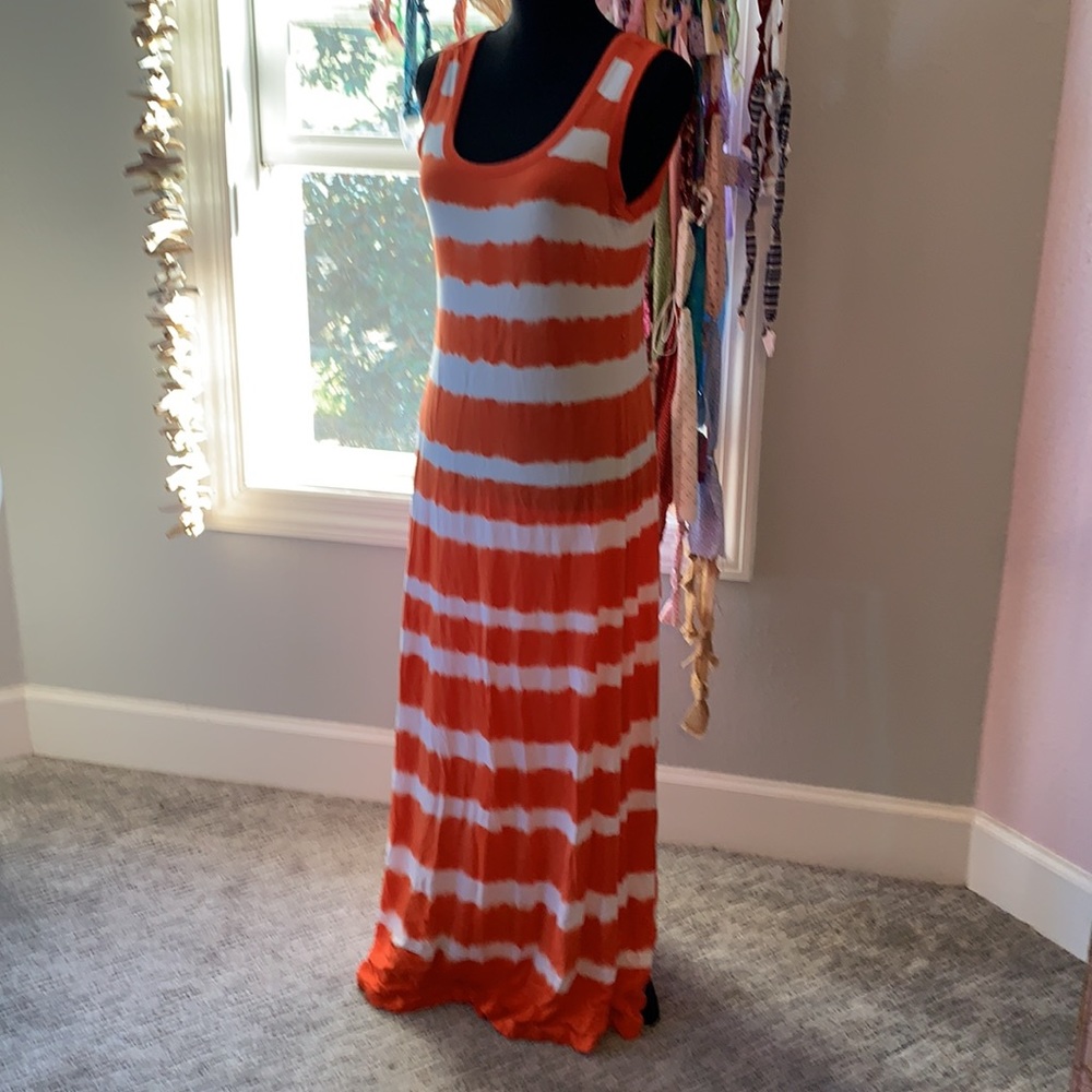Calvin Klein tie dyed maxi leisure dress in size 6 petite
